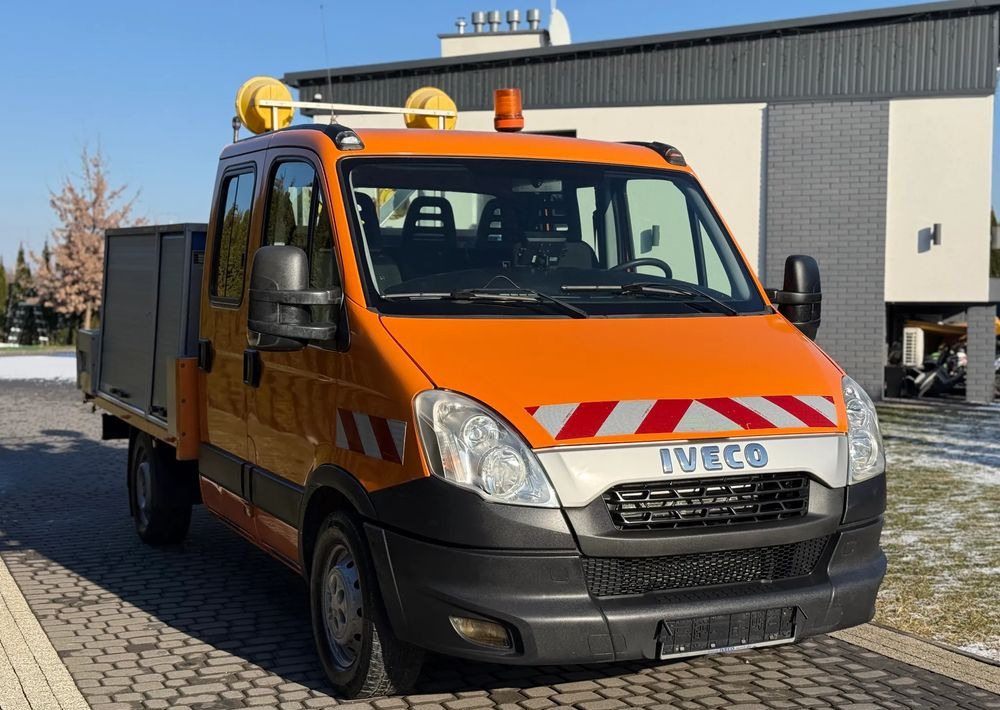Iveco DAILY 35S13 - 커튼 사이드 밴 : 사진 3 Iveco DAILY 35S13 - 커튼 사이드 밴 : 사진 3