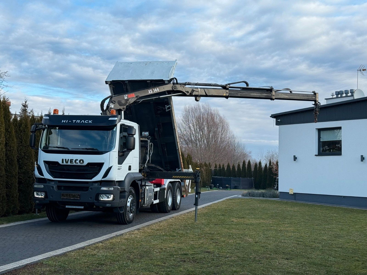 Iveco TRAKKER 450 6X4 DOUBLE HYDRO-BOARD HIAB - 크레인 트럭 : 사진 1 Iveco TRAKKER 450 6X4 DOUBLE HYDRO-BOARD HIAB - 크레인 트럭 : 사진 1