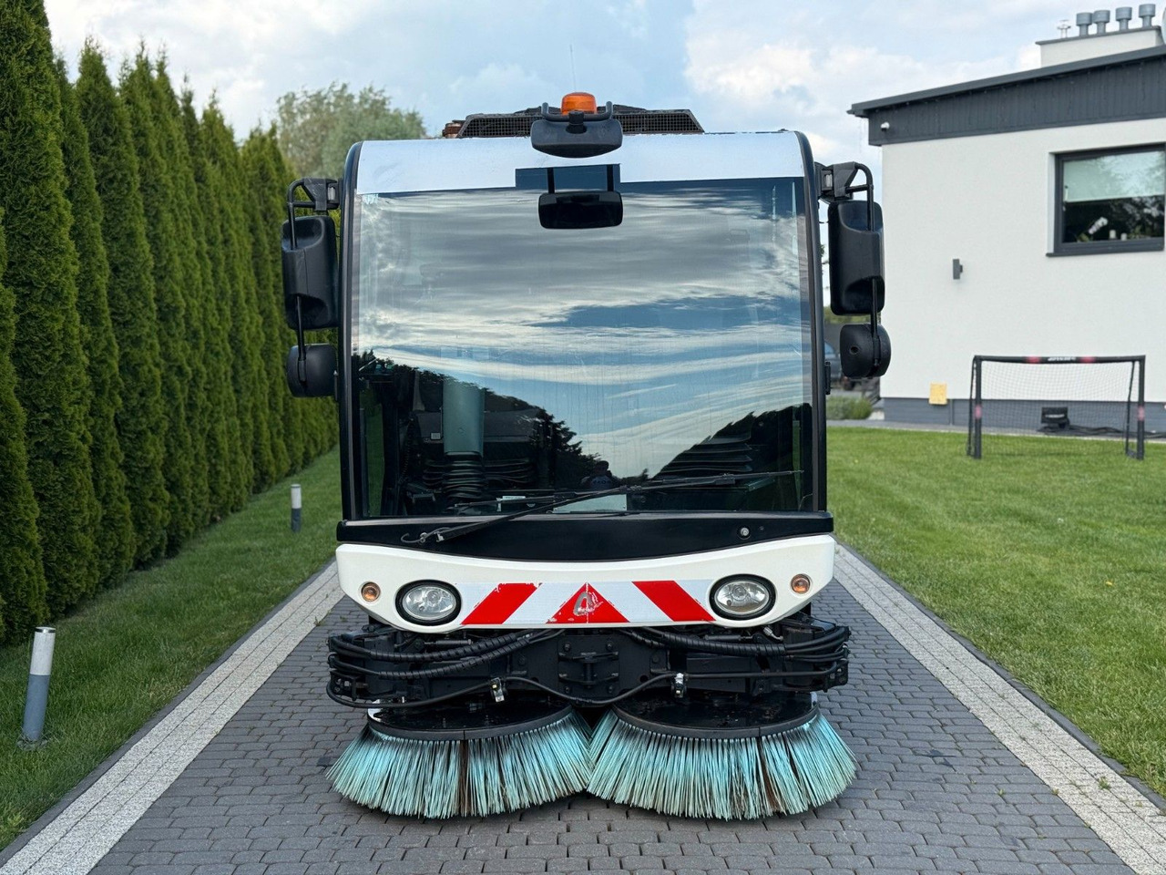 MATHIEU GRAND AZURA MC420 SWEEPER - 거리 청소 차량 : 사진 2 MATHIEU GRAND AZURA MC420 SWEEPER - 거리 청소 차량 : 사진 2