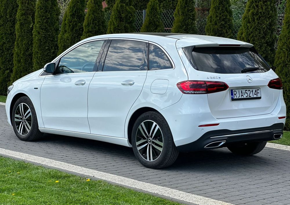 Mercedes-Benz Klasa B - 세단 : 사진 5 Mercedes-Benz Klasa B - 세단 : 사진 5