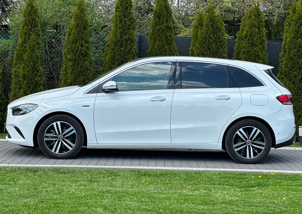 Mercedes-Benz Klasa B - 세단 : 사진 4 Mercedes-Benz Klasa B - 세단 : 사진 4