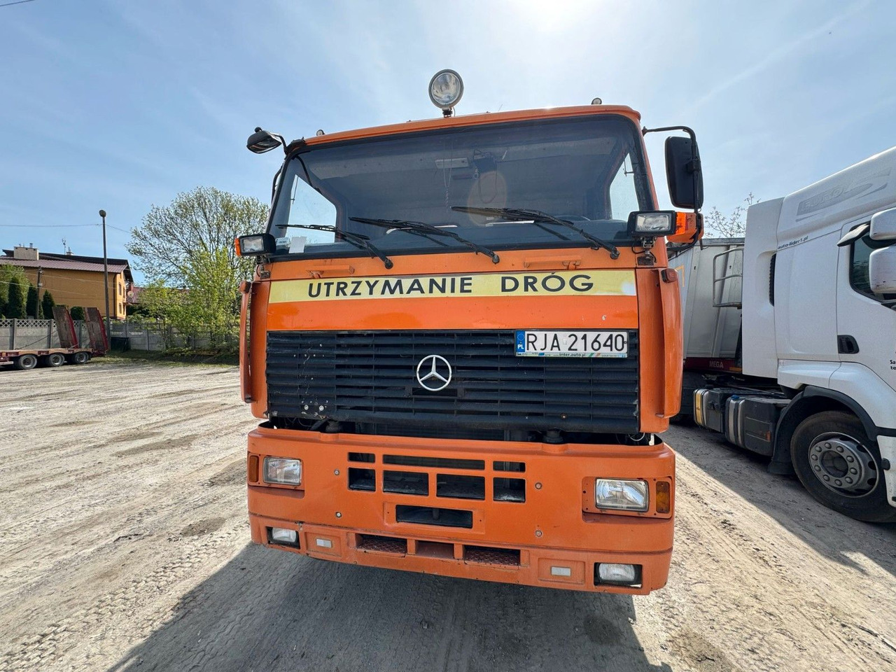Mercedes-Benz MAZ 650119 MERCEDES ENGINE FIRST OWNER - 덤프트럭 : 사진 2 Mercedes-Benz MAZ 650119 MERCEDES ENGINE FIRST OWNER - 덤프트럭 : 사진 2