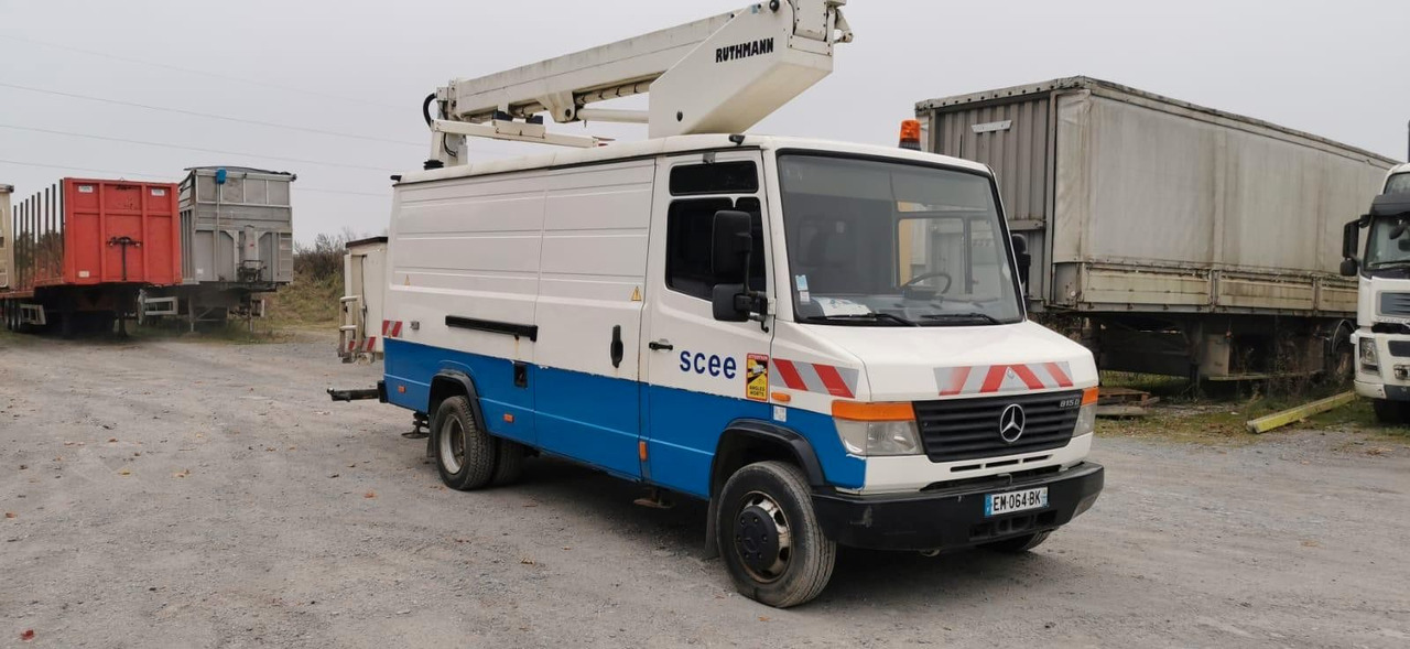 Mercedes-Benz VARIO 815 D 17 M - 트럭 탑재 고가작업 플랫폼 : 사진 1 Mercedes-Benz VARIO 815 D 17 M - 트럭 탑재 고가작업 플랫폼 : 사진 1