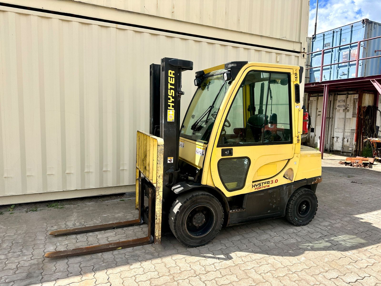 Hyster H3.0FT / Diesel / Triplex / Ex Armee - 디젤 지게차 : 사진 1 Hyster H3.0FT / Diesel / Triplex / Ex Armee - 디젤 지게차 : 사진 1