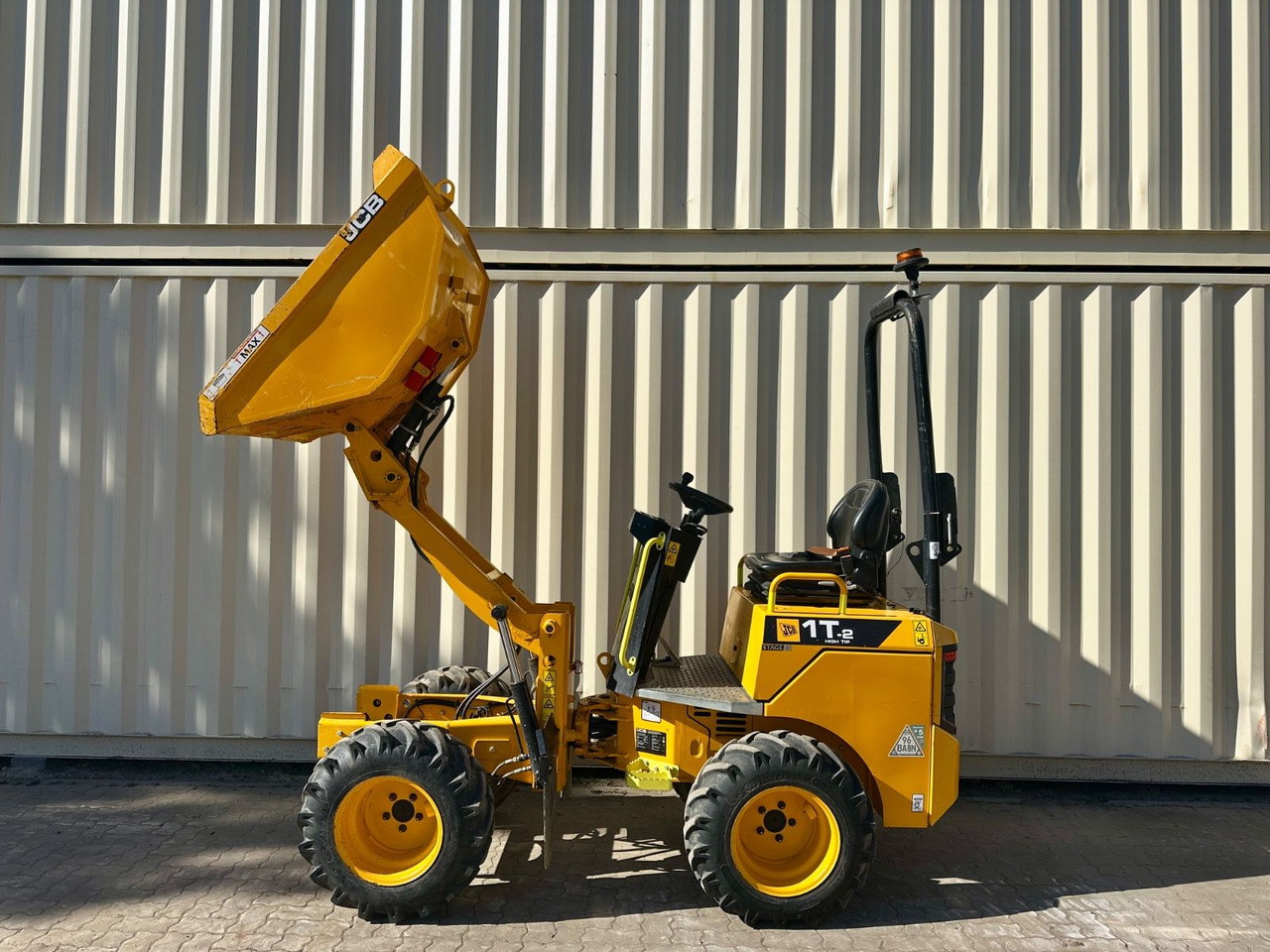 JCB 1T-2 High Tip Dumper, 676 Bh, 1.000 KG - 미니 덤프 : 사진 2 JCB 1T-2 High Tip Dumper, 676 Bh, 1.000 KG - 미니 덤프 : 사진 2