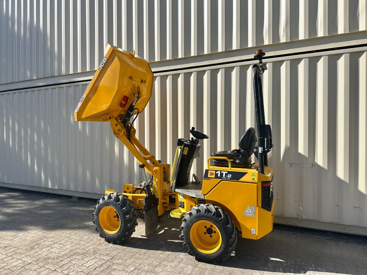 JCB 1T-2 High Tip Dumper, 676 Bh, 1.000 KG - 미니 덤프 : 사진 1 JCB 1T-2 High Tip Dumper, 676 Bh, 1.000 KG - 미니 덤프 : 사진 1
