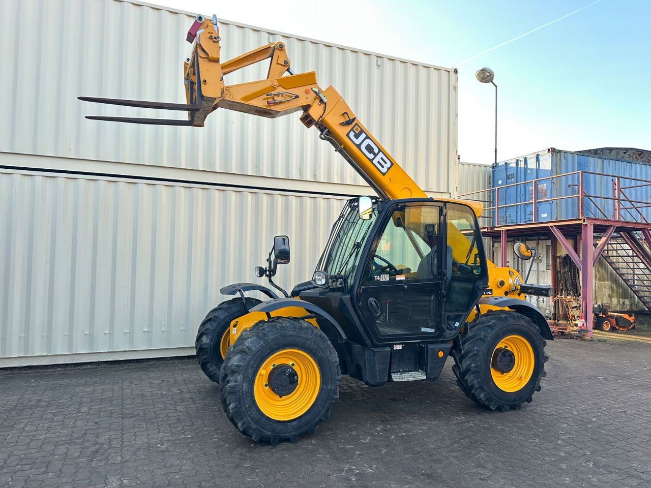 JCB 531-70 / 7 Meter / 3.1 Tonnen / 2018 BJ / 2.730H - 텔레스코픽 핸들러 : 사진 1 JCB 531-70 / 7 Meter / 3.1 Tonnen / 2018 BJ / 2.730H - 텔레스코픽 핸들러 : 사진 1