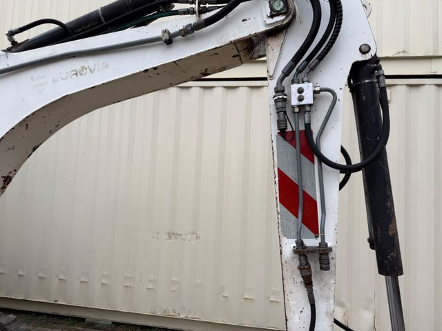 미니 굴삭기 O & K RH1.48 / 4.680 KG / Greifer + 3 x Löffel : 사진 22 미니 굴삭기 O & K RH1.48 / 4.680 KG / Greifer + 3 x Löffel : 사진 22