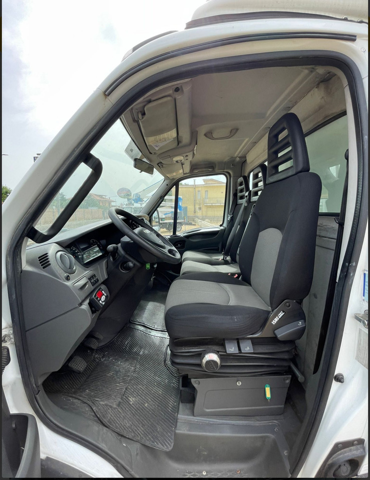 IVECO DAILY 60C17 - 냉동탑차 : 사진 5 IVECO DAILY 60C17 - 냉동탑차 : 사진 5