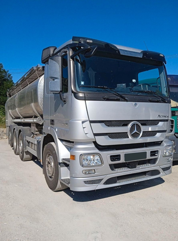 Mercedes-Benz ACTROS 3248 - 유조트럭 : 사진 1 Mercedes-Benz ACTROS 3248 - 유조트럭 : 사진 1