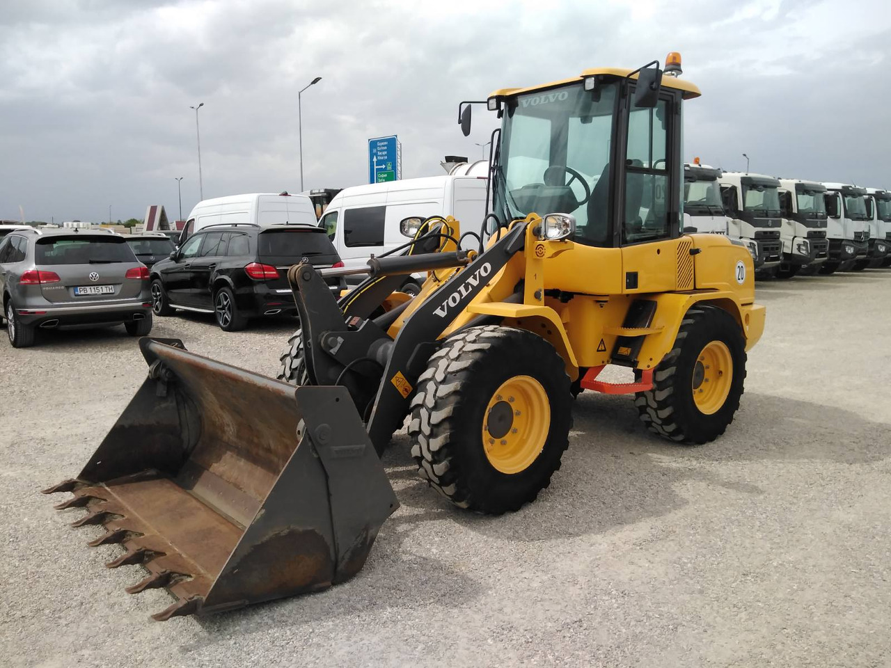 VOLVO L30G - 휠 로더 : 사진 3 VOLVO L30G - 휠 로더 : 사진 3