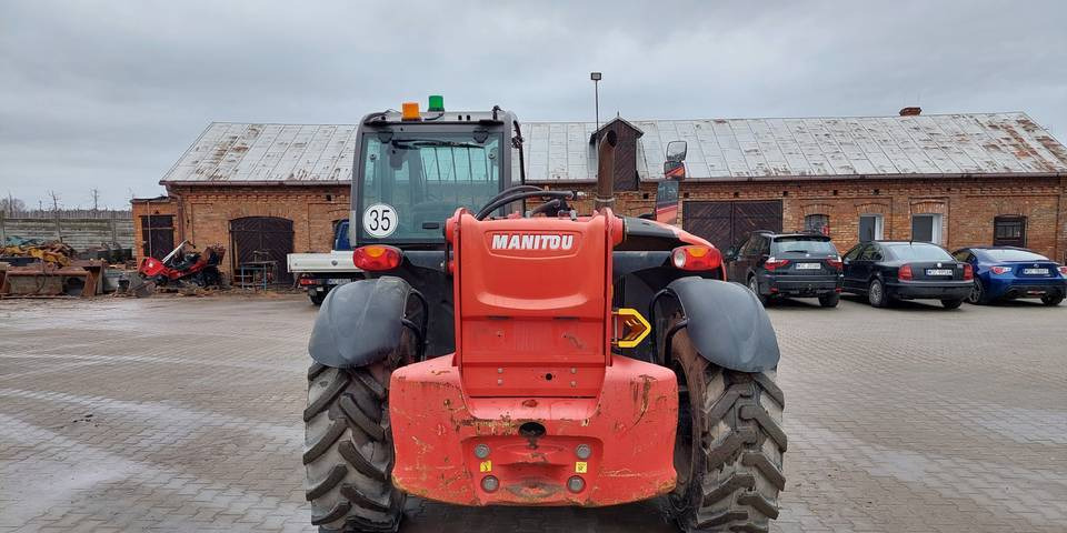 Ładowarka teleskopowa Manitou MT1335 13m 3,5t 2014 - 텔레스코픽 핸들러 : 사진 3 Ładowarka teleskopowa Manitou MT1335 13m 3,5t 2014 - 텔레스코픽 핸들러 : 사진 3