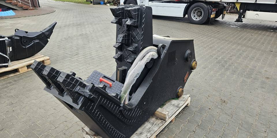 Szczęka krusząca Jisan do koparki 20-25 t JSP220C - 철거용 가위 건설기계 용 : 사진 4 Szczęka krusząca Jisan do koparki 20-25 t JSP220C - 철거용 가위 건설기계 용 : 사진 4