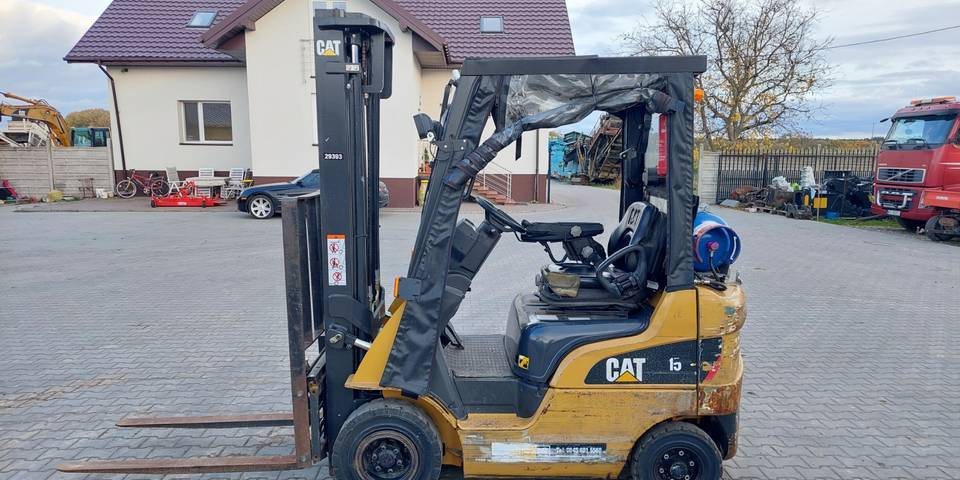 Wózek widłowy Caterpillar GP15N 1,5t pozycjoner, przesuw CAT - LPG 지게차 : 사진 1 Wózek widłowy Caterpillar GP15N 1,5t pozycjoner, przesuw CAT - LPG 지게차 : 사진 1