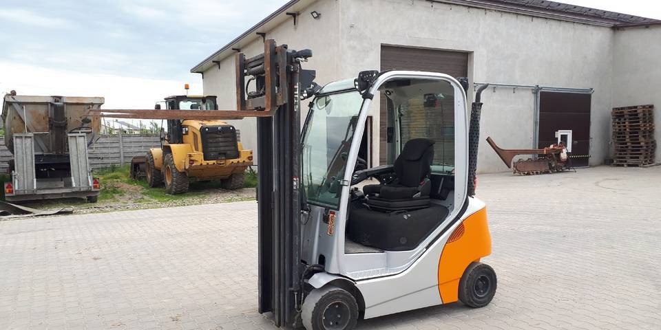 Wózek widłowy Still RX70-20 triplex przesuw - LPG 지게차 : 사진 1 Wózek widłowy Still RX70-20 triplex przesuw - LPG 지게차 : 사진 1