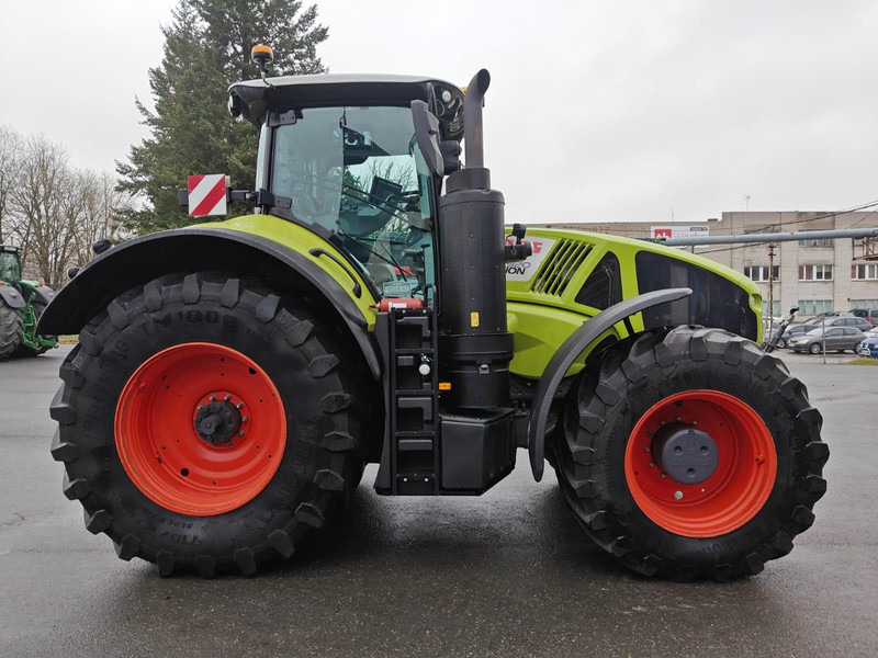 Claas Axion 920 Cmatic GREEN FIT - 장궤형 트랙터 : 사진 3 Claas Axion 920 Cmatic GREEN FIT - 장궤형 트랙터 : 사진 3