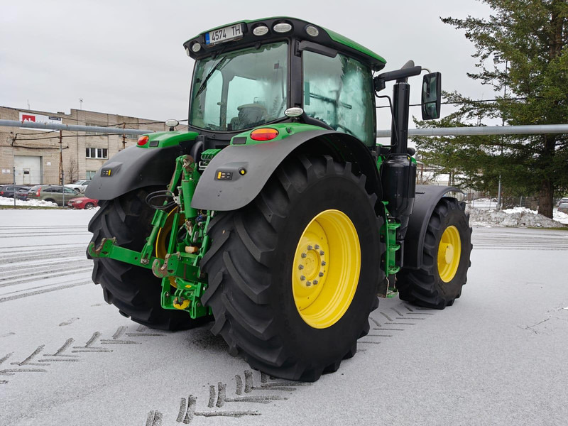 John Deere 6215R - 장궤형 트랙터 : 사진 3 John Deere 6215R - 장궤형 트랙터 : 사진 3