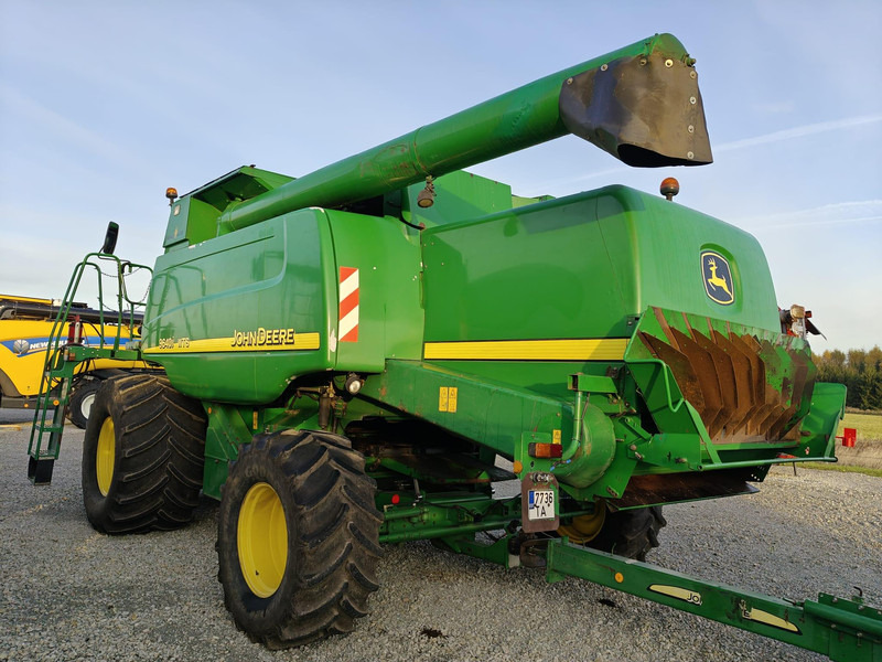 John Deere JOHN DEERE 9640I WTS - 목초수확기 : 사진 4 John Deere JOHN DEERE 9640I WTS - 목초수확기 : 사진 4