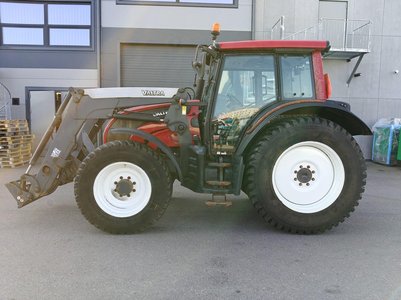 Valtra N101 - 장궤형 트랙터 : 사진 2 Valtra N101 - 장궤형 트랙터 : 사진 2