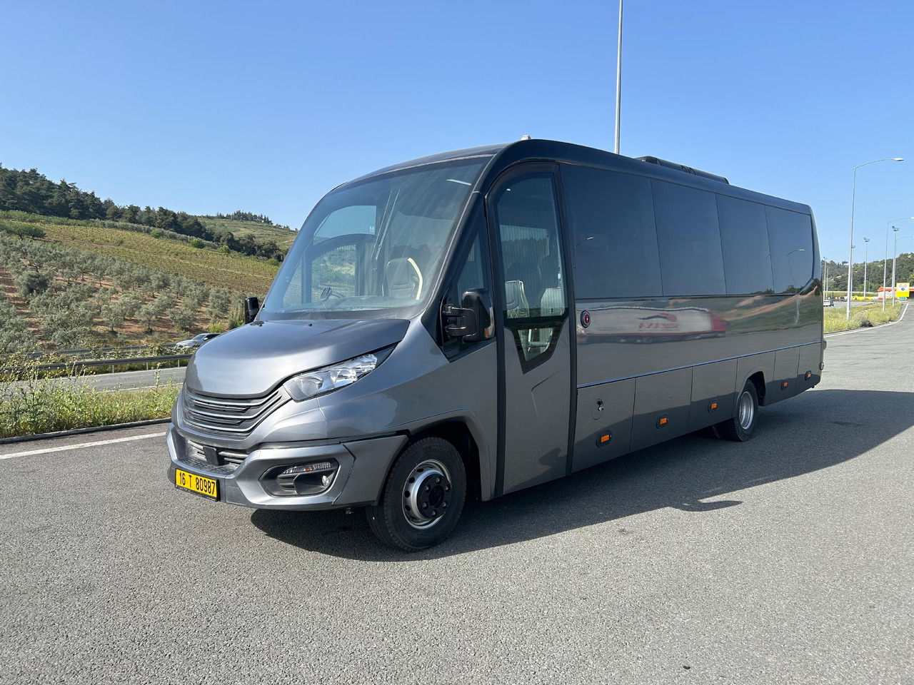 IVECO DAILY - RIGHT HAND DRIVE TOURISTIC VEHICLE - 대형 버스 : 사진 4 IVECO DAILY - RIGHT HAND DRIVE TOURISTIC VEHICLE - 대형 버스 : 사진 4