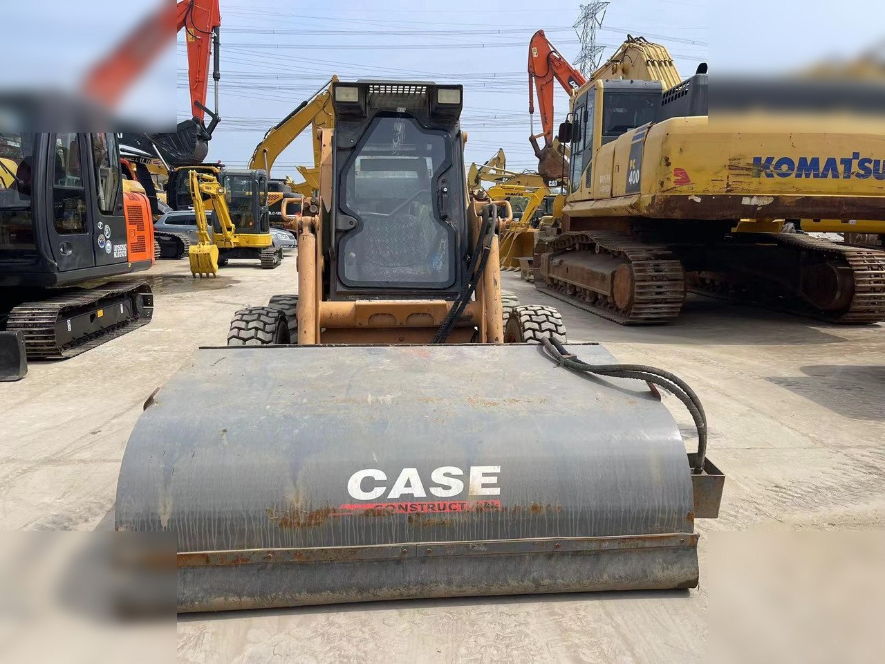 CASE 85XT - 스키드 스티어 로더 : 사진 4 CASE 85XT - 스키드 스티어 로더 : 사진 4