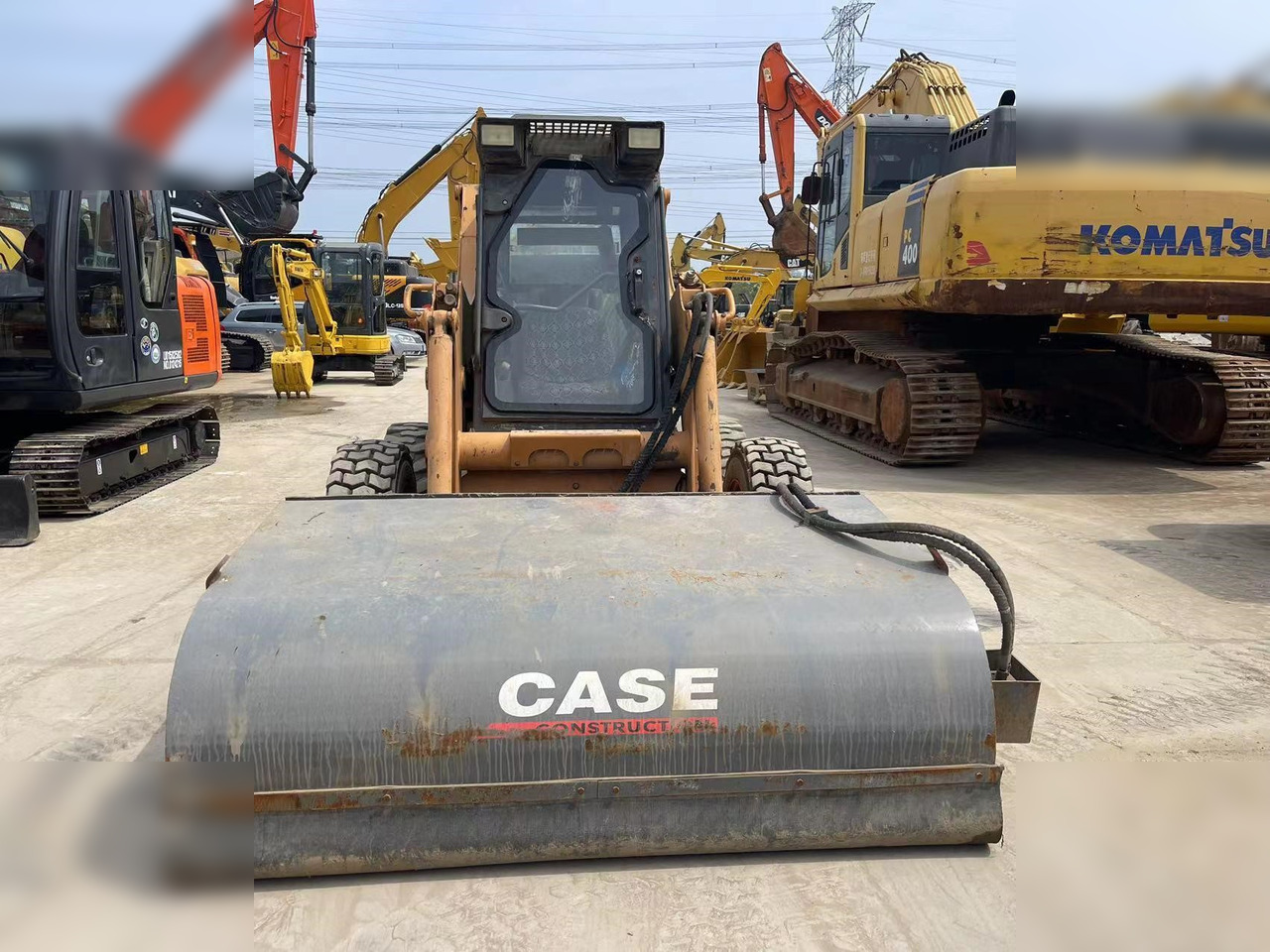 CASE 85XT - 스키드 스티어 로더 : 사진 3 CASE 85XT - 스키드 스티어 로더 : 사진 3