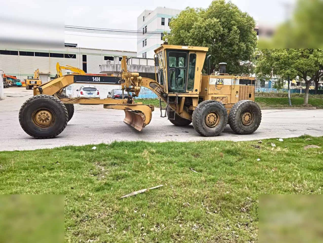 CATERPILLAR 14H - 그레이더 : 사진 1 CATERPILLAR 14H - 그레이더 : 사진 1