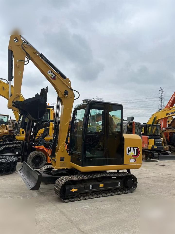 CATERPILLAR 306E - 크롤러 굴삭기 : 사진 2 CATERPILLAR 306E - 크롤러 굴삭기 : 사진 2