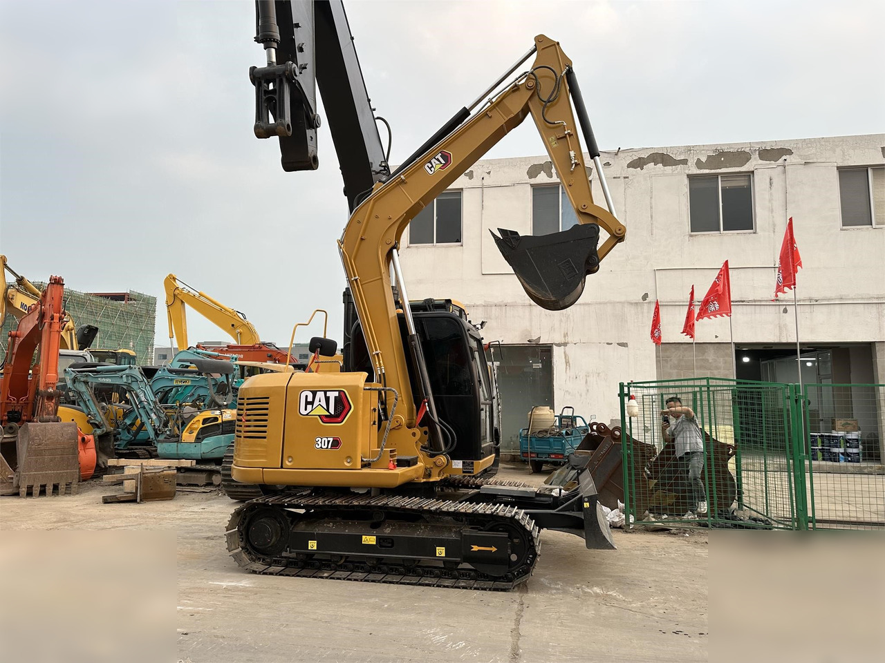 CATERPILLAR 307E2 - 크롤러 굴삭기 : 사진 1 CATERPILLAR 307E2 - 크롤러 굴삭기 : 사진 1