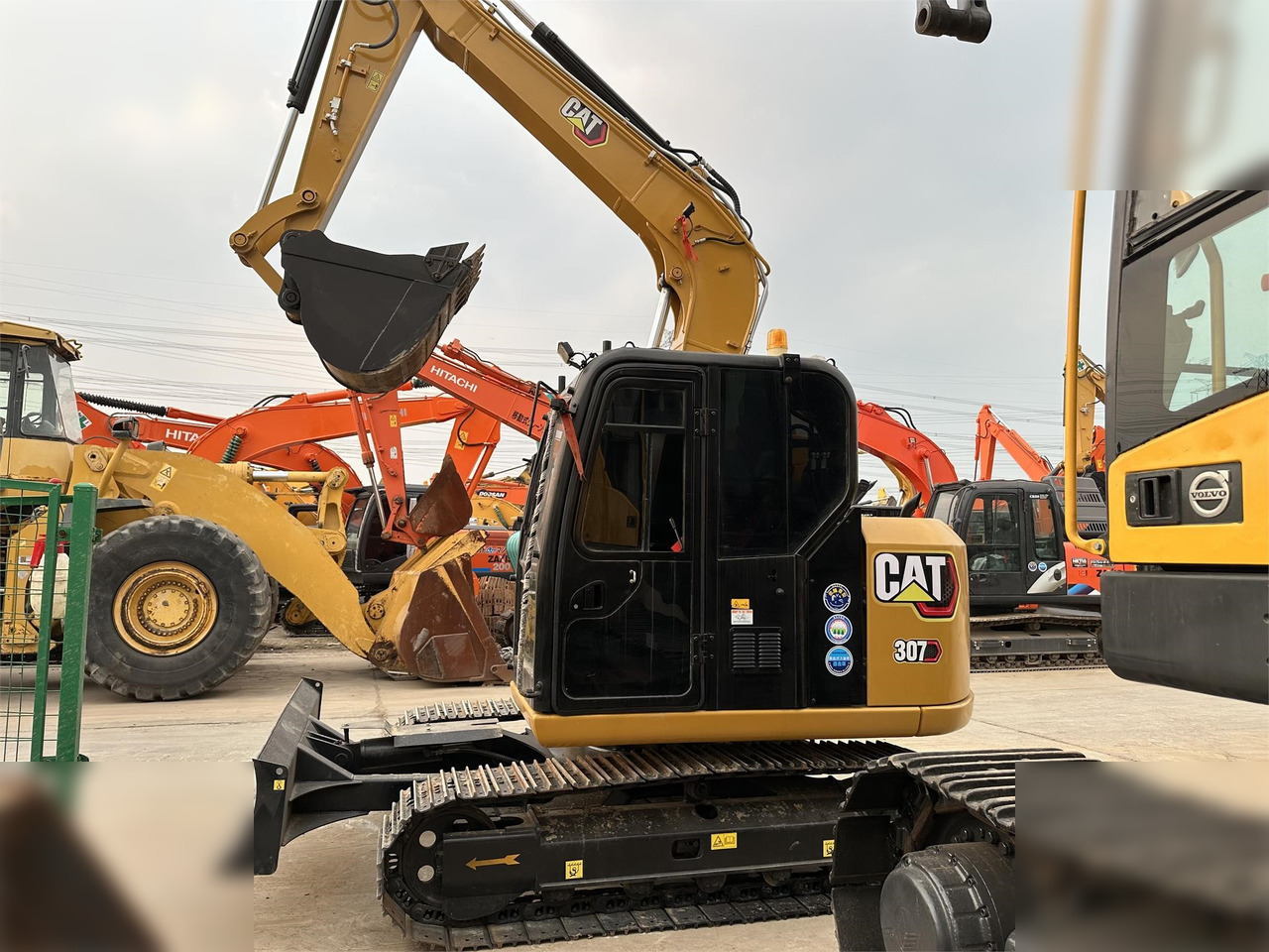 CATERPILLAR 307E2 - 크롤러 굴삭기 : 사진 3 CATERPILLAR 307E2 - 크롤러 굴삭기 : 사진 3
