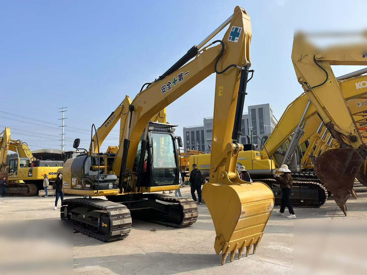 CATERPILLAR 312D2 GC - 크롤러 굴삭기 : 사진 4 CATERPILLAR 312D2 GC - 크롤러 굴삭기 : 사진 4