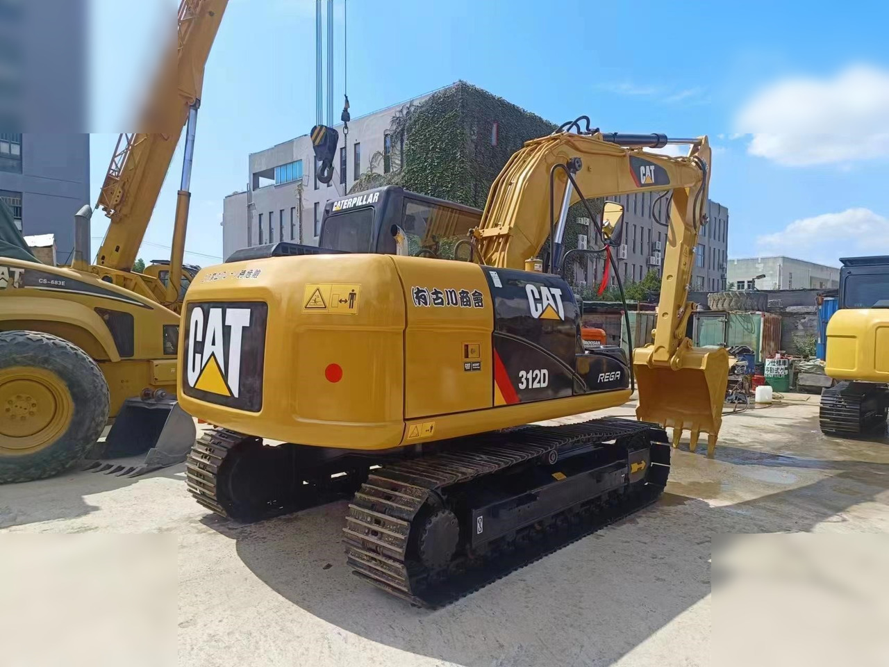 CATERPILLAR 312D - 크롤러 굴삭기 : 사진 4 CATERPILLAR 312D - 크롤러 굴삭기 : 사진 4