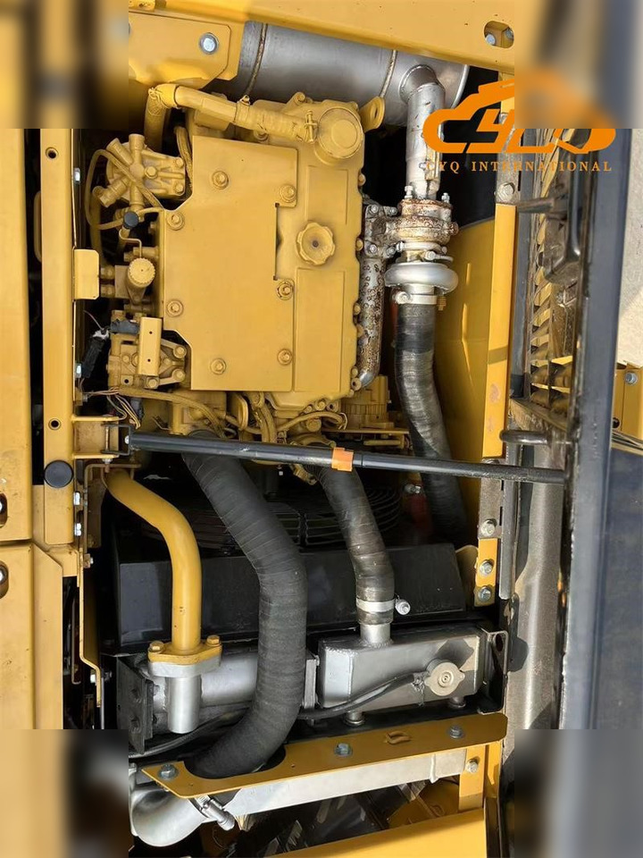 크롤러 굴삭기 CATERPILLAR 313D2 GC : 사진 8
