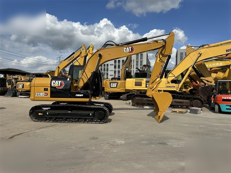 CATERPILLAR 313D2 - 크롤러 굴삭기 : 사진 1 CATERPILLAR 313D2 - 크롤러 굴삭기 : 사진 1