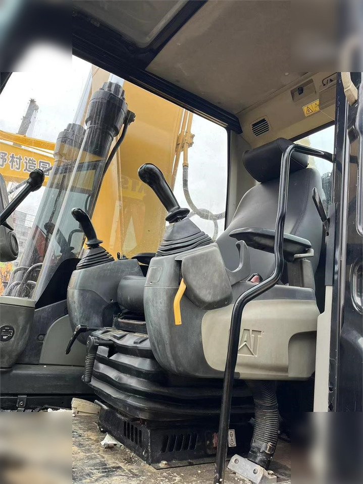 CATERPILLAR 315D - 크롤러 굴삭기 : 사진 4 CATERPILLAR 315D - 크롤러 굴삭기 : 사진 4