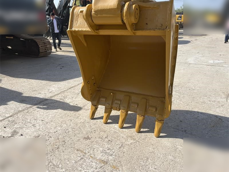 CATERPILLAR 320BL - 크롤러 굴삭기 : 사진 5 CATERPILLAR 320BL - 크롤러 굴삭기 : 사진 5