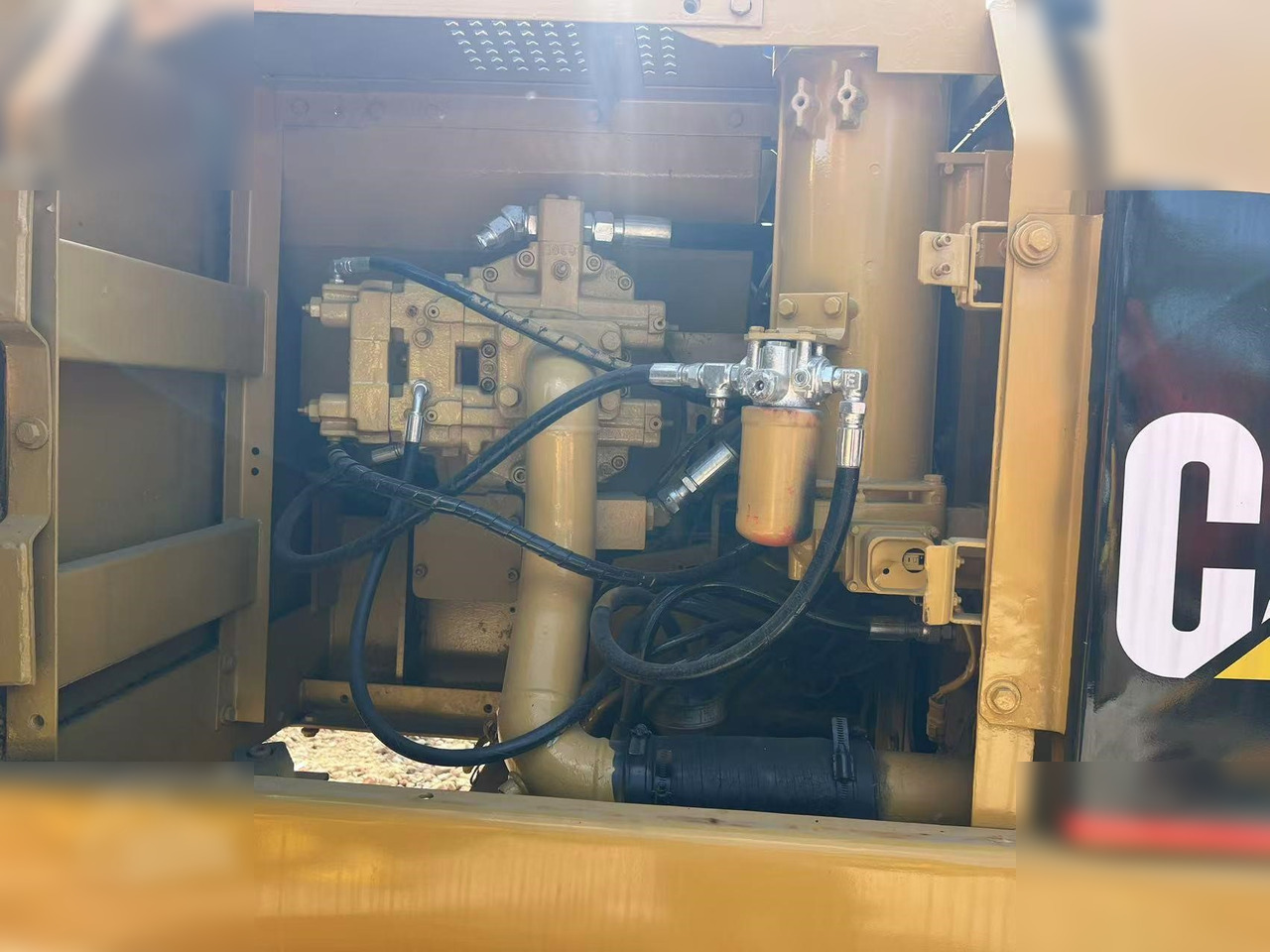 CATERPILLAR 320BL - 크롤러 굴삭기 : 사진 5 CATERPILLAR 320BL - 크롤러 굴삭기 : 사진 5