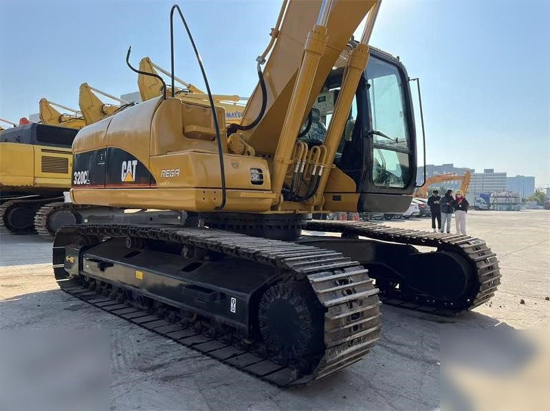 CATERPILLAR 320CL - 크롤러 굴삭기 : 사진 4 CATERPILLAR 320CL - 크롤러 굴삭기 : 사진 4
