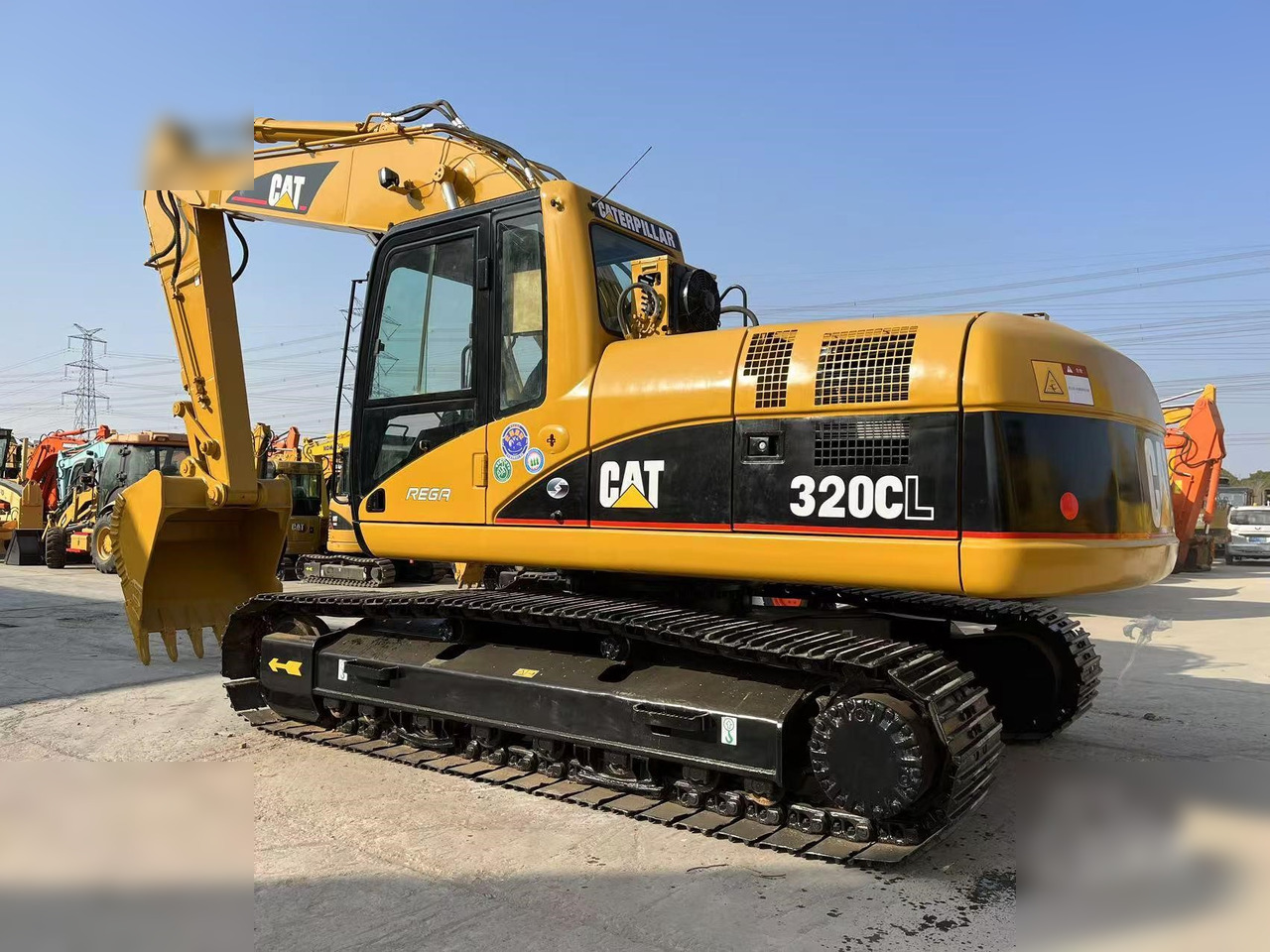 CATERPILLAR 320CL - 크롤러 굴삭기 : 사진 2 CATERPILLAR 320CL - 크롤러 굴삭기 : 사진 2