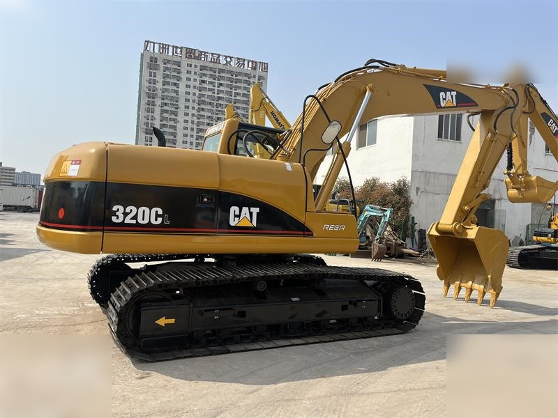 CATERPILLAR 320C - 크롤러 굴삭기 : 사진 1 CATERPILLAR 320C - 크롤러 굴삭기 : 사진 1