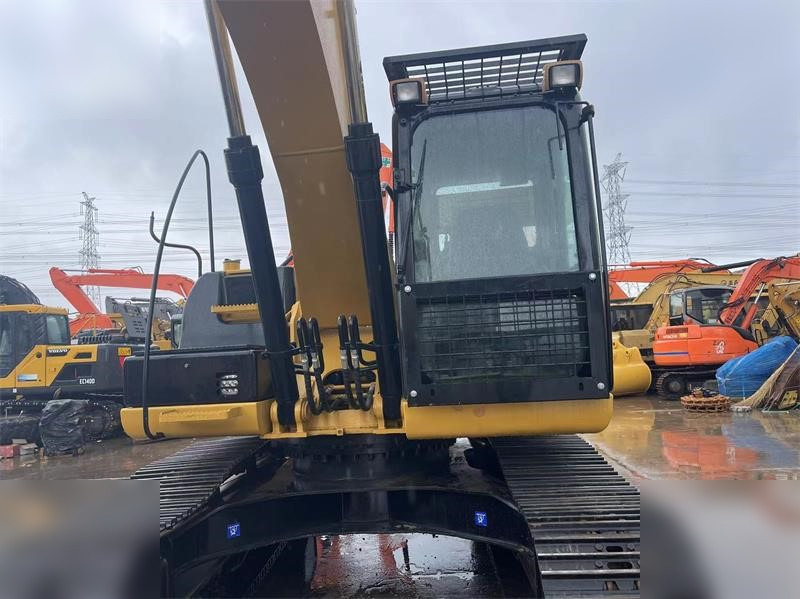 CATERPILLAR 320D2 - 크롤러 굴삭기 : 사진 5 CATERPILLAR 320D2 - 크롤러 굴삭기 : 사진 5