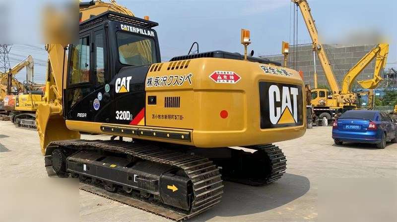 CATERPILLAR 320D2 - 크롤러 굴삭기 : 사진 2 CATERPILLAR 320D2 - 크롤러 굴삭기 : 사진 2