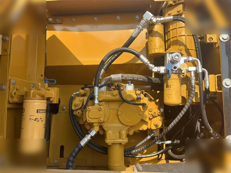 CATERPILLAR 320DL - 크롤러 굴삭기 : 사진 5 CATERPILLAR 320DL - 크롤러 굴삭기 : 사진 5