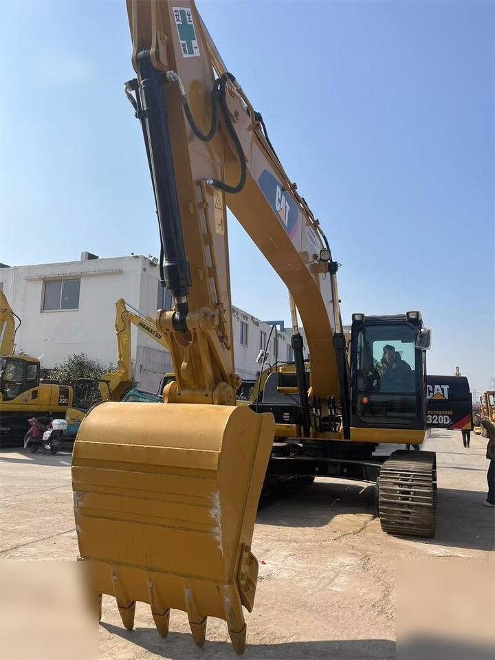 CATERPILLAR 320DL - 크롤러 굴삭기 : 사진 3 CATERPILLAR 320DL - 크롤러 굴삭기 : 사진 3