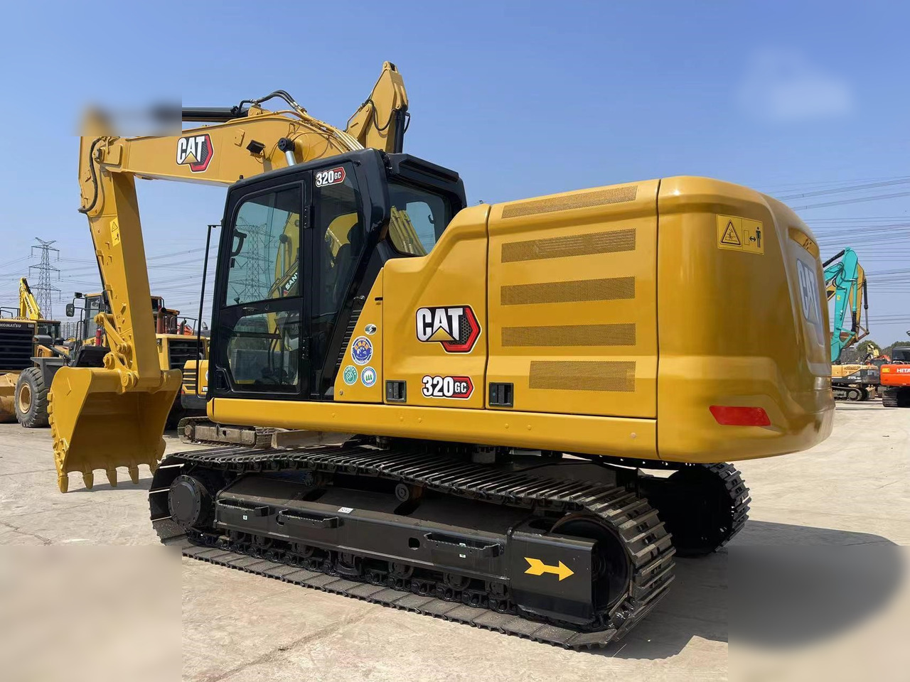 CATERPILLAR 320GC - 크롤러 굴삭기 : 사진 4 CATERPILLAR 320GC - 크롤러 굴삭기 : 사진 4