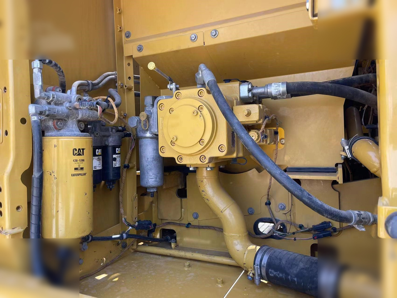 CATERPILLAR 320GC - 크롤러 굴삭기 : 사진 5 CATERPILLAR 320GC - 크롤러 굴삭기 : 사진 5