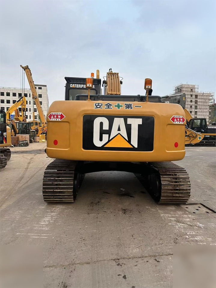 CATERPILLAR 323DL - 크롤러 굴삭기 : 사진 2 CATERPILLAR 323DL - 크롤러 굴삭기 : 사진 2