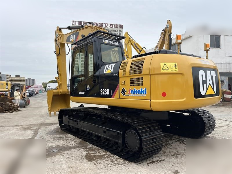 CATERPILLAR 323DL - 크롤러 굴삭기 : 사진 5 CATERPILLAR 323DL - 크롤러 굴삭기 : 사진 5