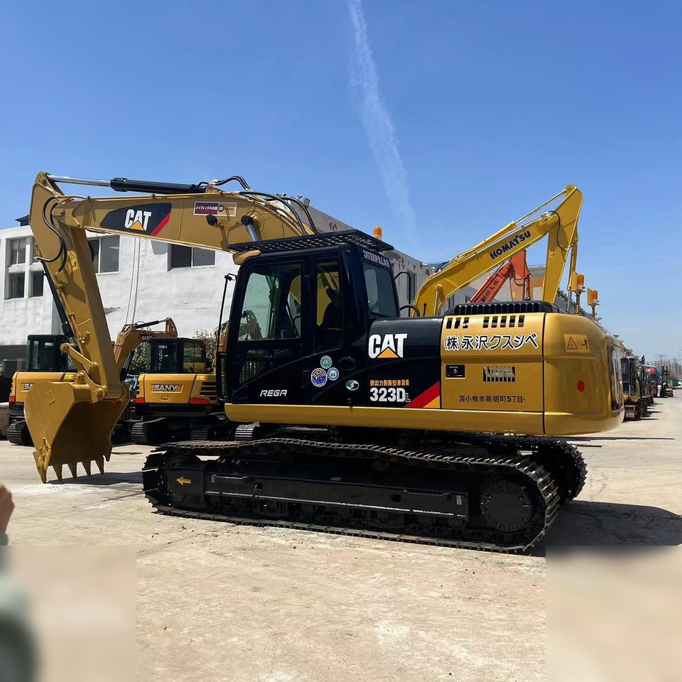 CATERPILLAR 323DL - 크롤러 굴삭기 : 사진 2 CATERPILLAR 323DL - 크롤러 굴삭기 : 사진 2