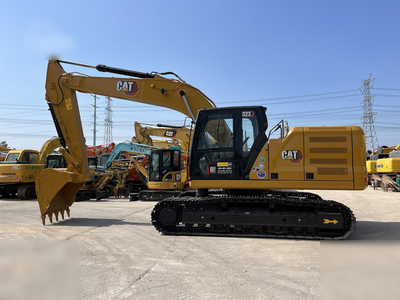 CATERPILLAR 323 - 크롤러 굴삭기 : 사진 2 CATERPILLAR 323 - 크롤러 굴삭기 : 사진 2
